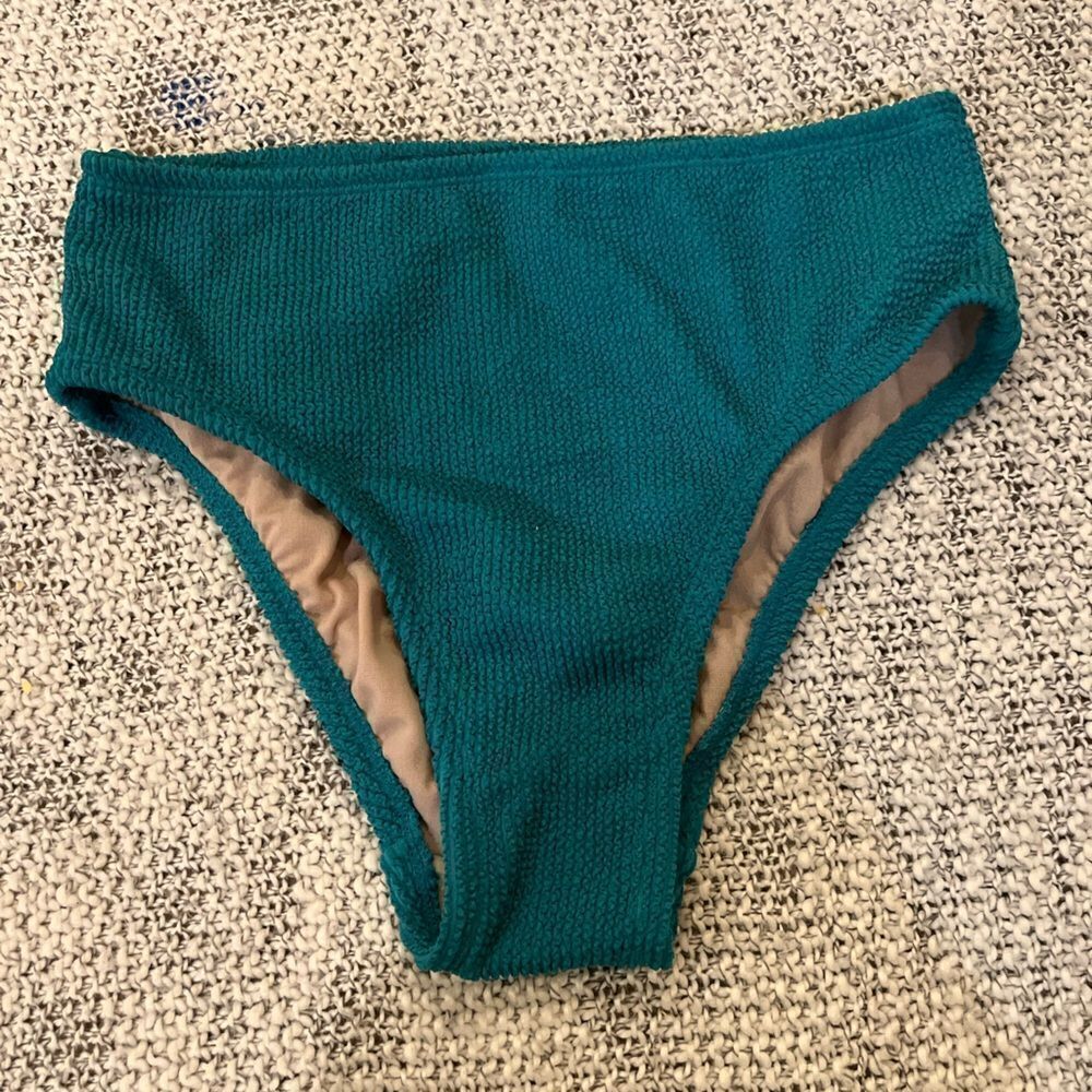 NWOT Kona sol swim bottoms